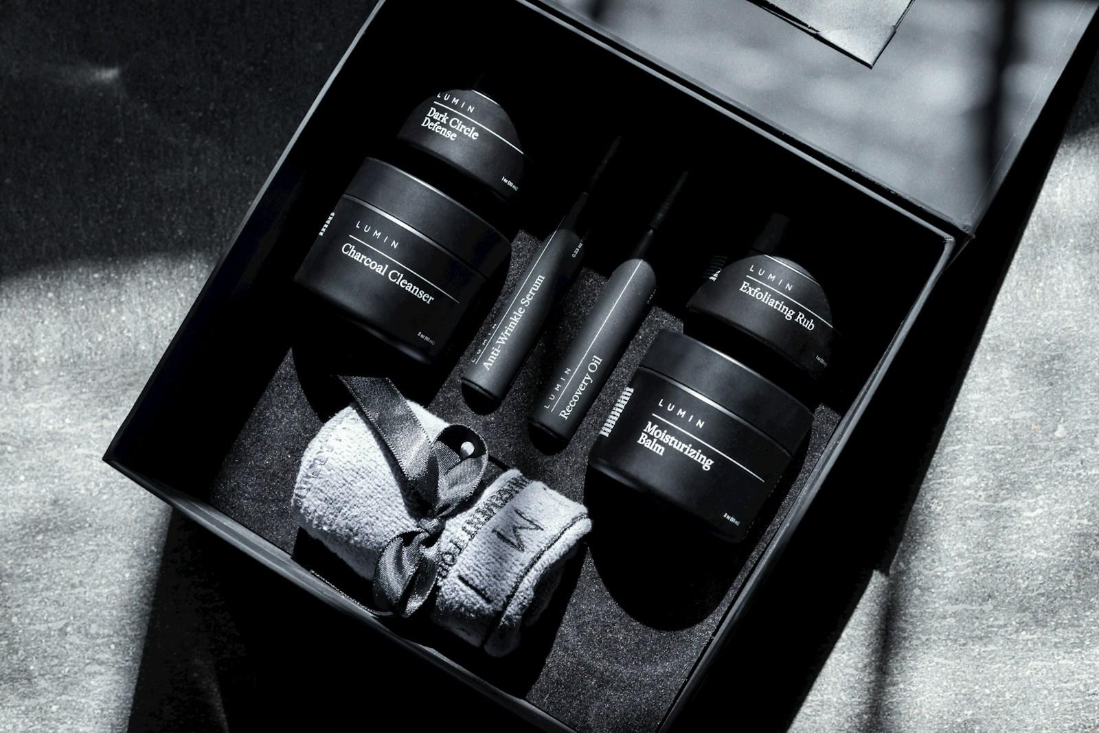 Multi-SKU beauty gift set arranged in a rigid presentation box